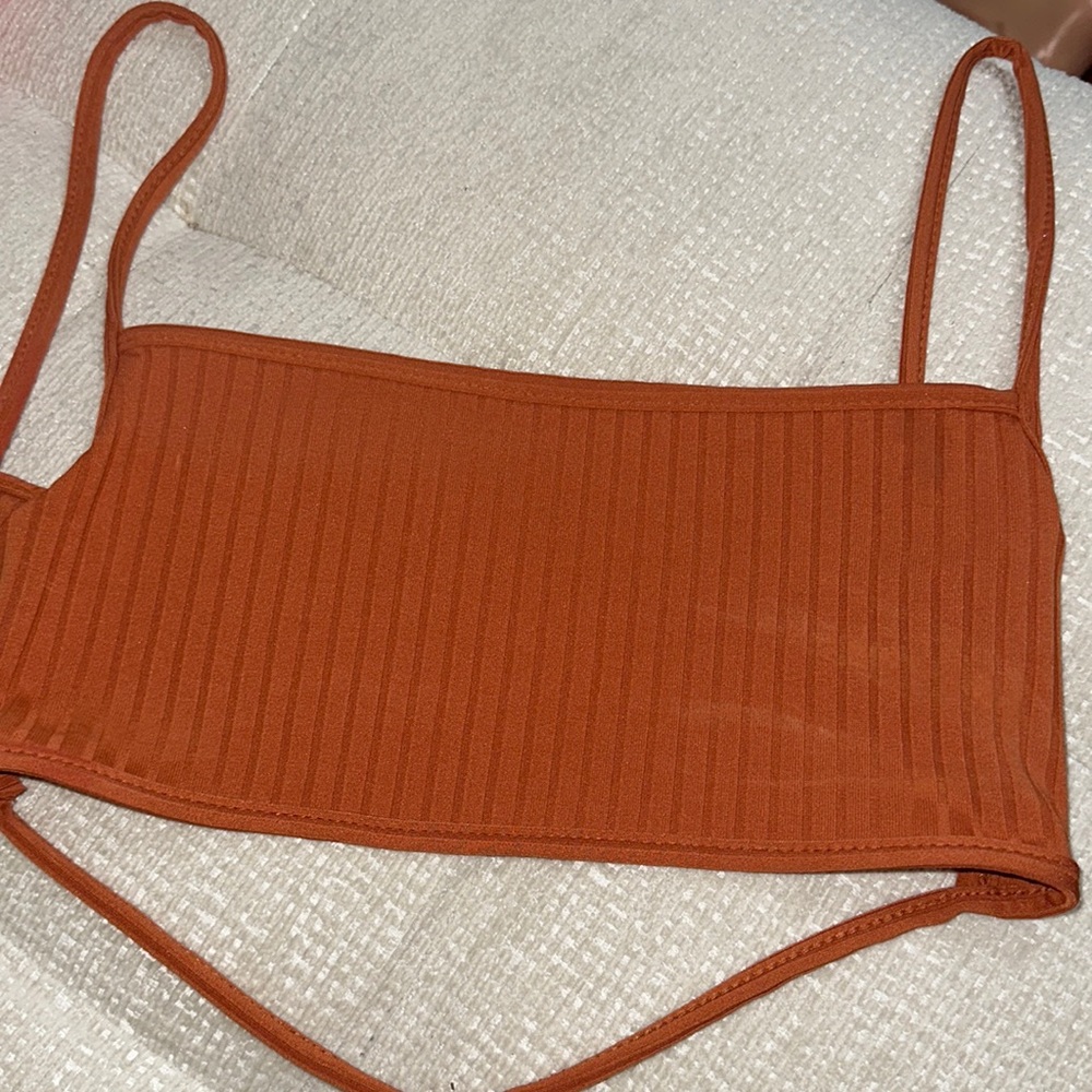 Orange super cute crop!